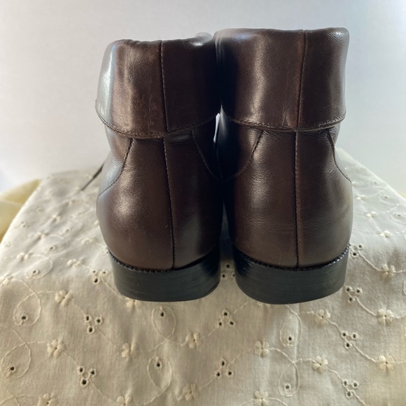 Prima Royale Ankle Boots - Picture 2 of 9